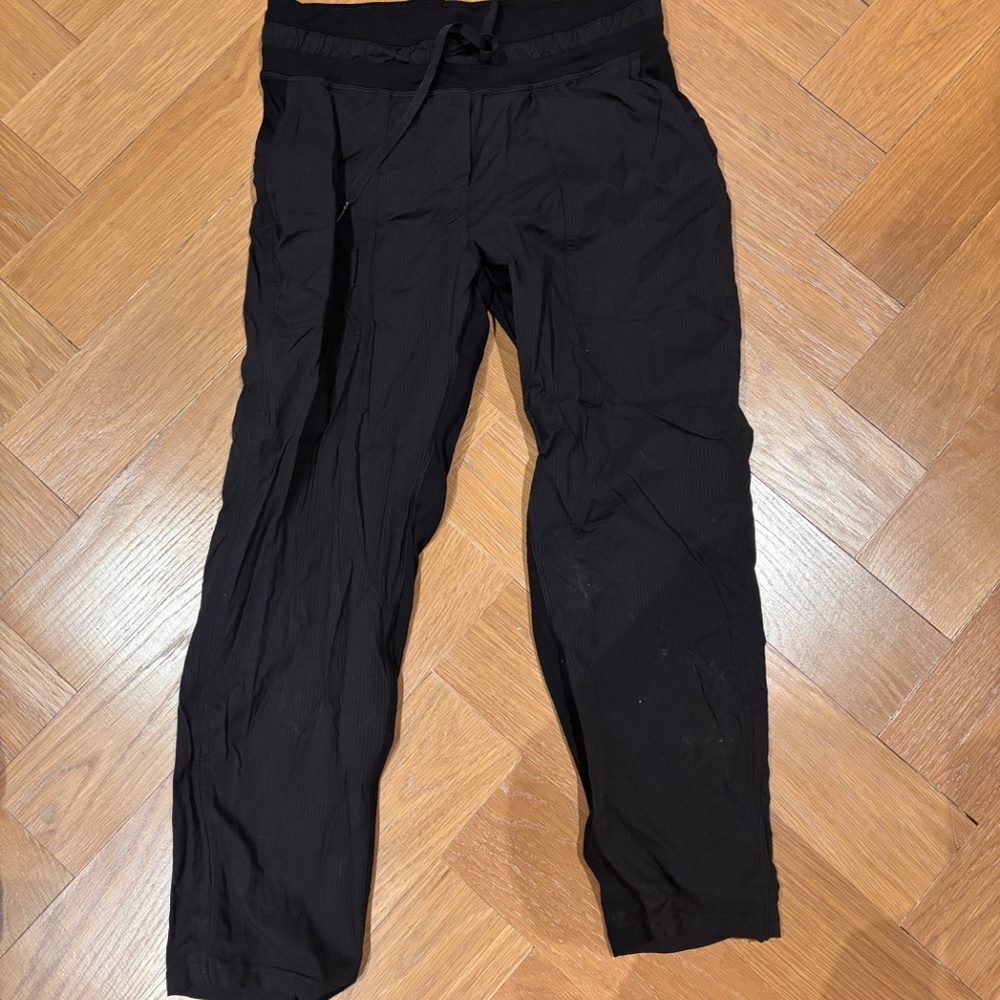 Lulu Lemon Dance Studio Mid-Rise Cropped